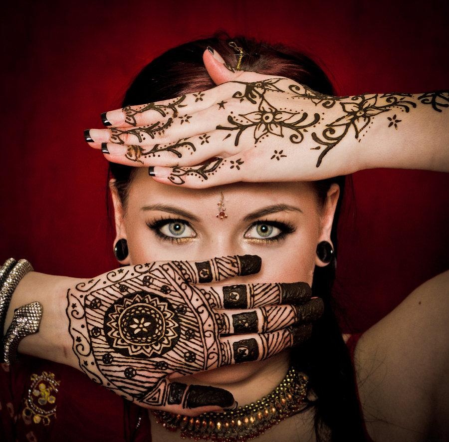 Hình xăm henna – Trào lưu xăm nghệ thuật hiện đại