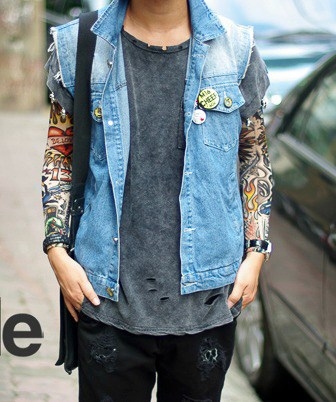 Găng tay hình xăm độc đáo mới lạ dành cho các bạn trẻ